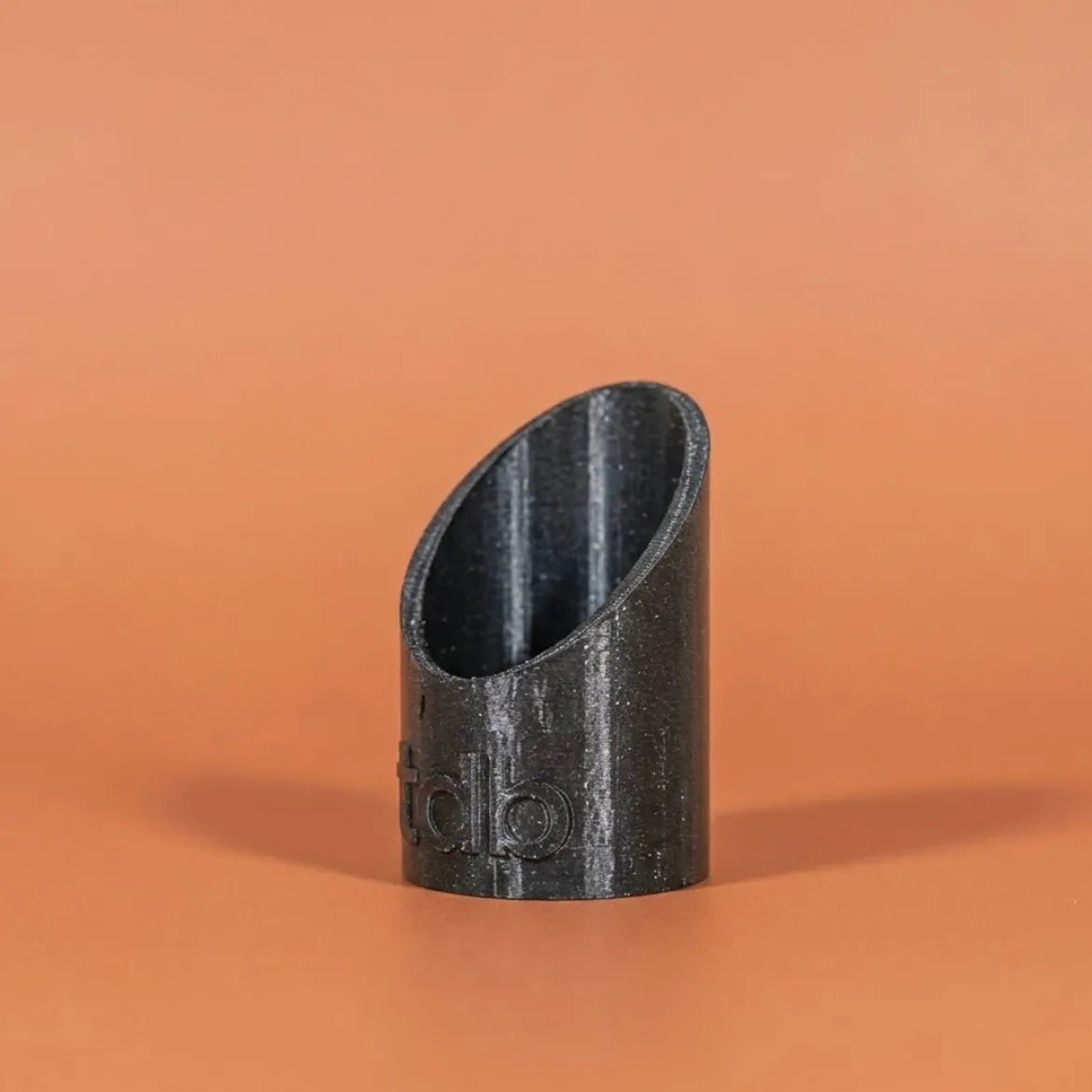Anti-choking cone for wax melts