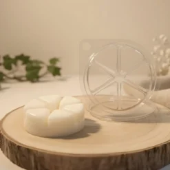 Clamshell Quartier mould - For fondants