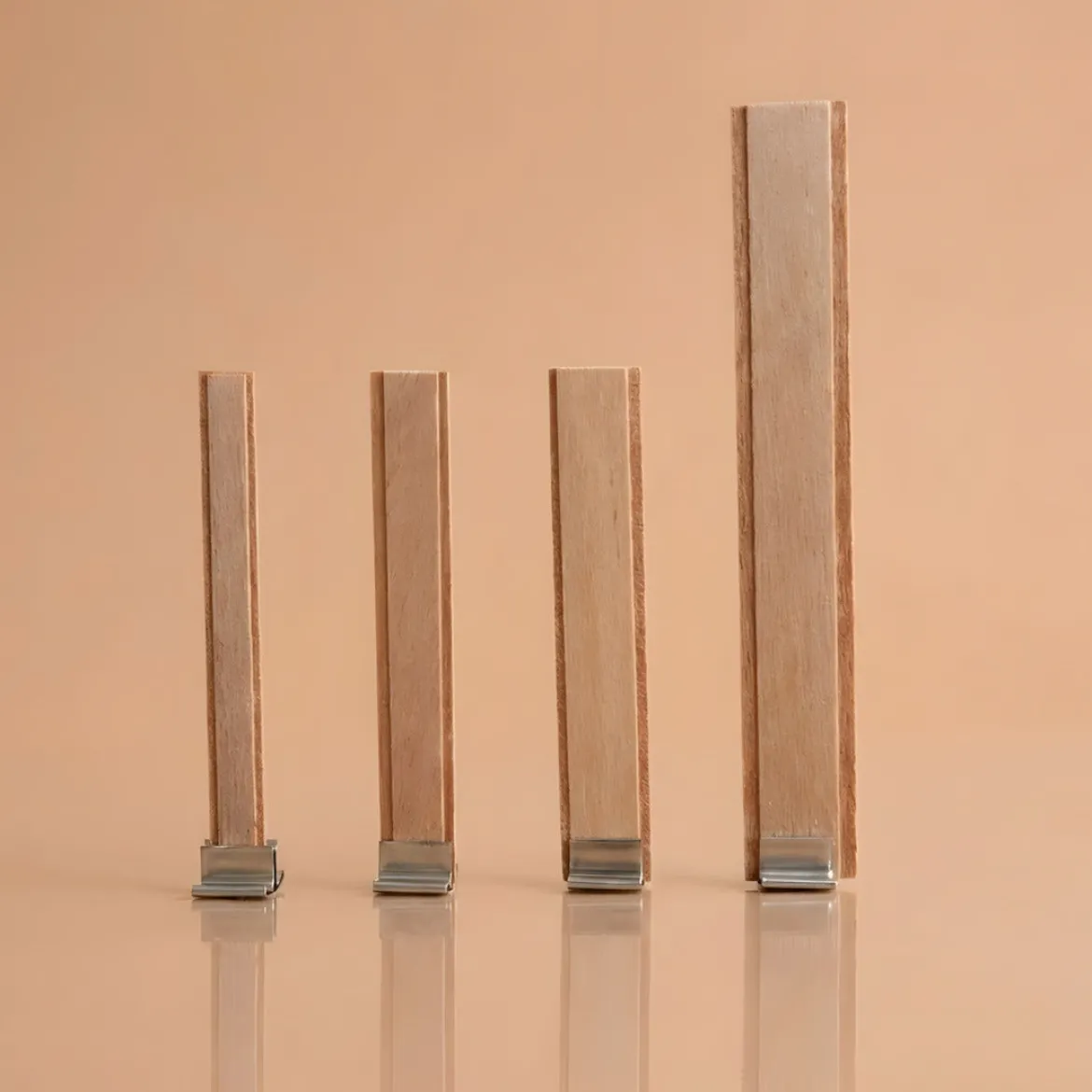 Flat and double wooden wicks for candles