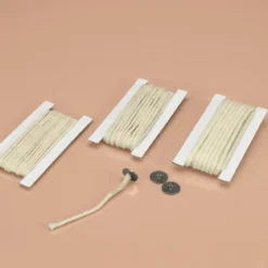 Round cotton wicks for garden candles
