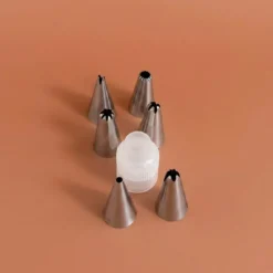 Set of 6 sockets